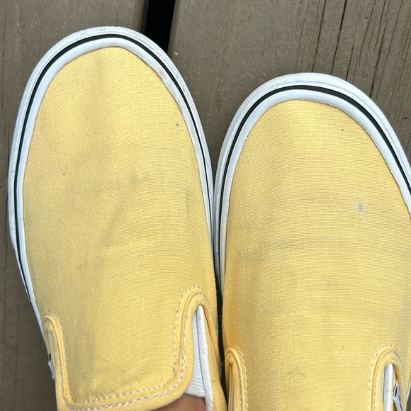 VANS Classic Slip-On Pastel Mono Light Yellow Canvas Upper | Unisex Size W8 M6.5 - Picture 10 of 11